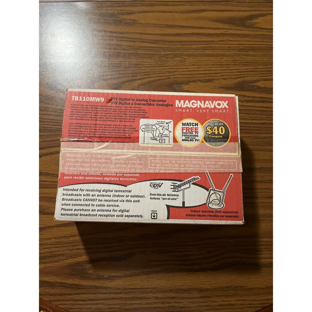 Magnavox TB110MW9 DTV Digital to Analog Converter NWT